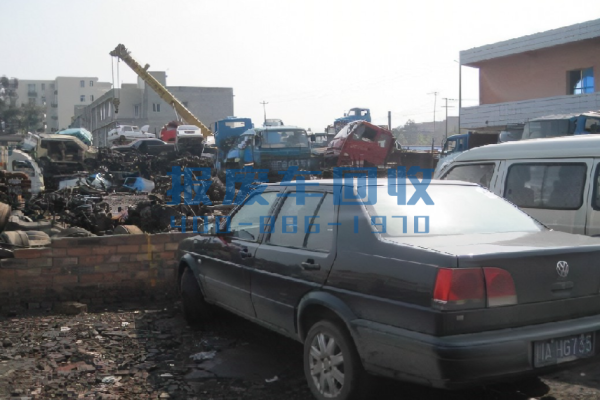 内江市自愿报废汽车有补贴吗，小轿车报废一辆给多少钱